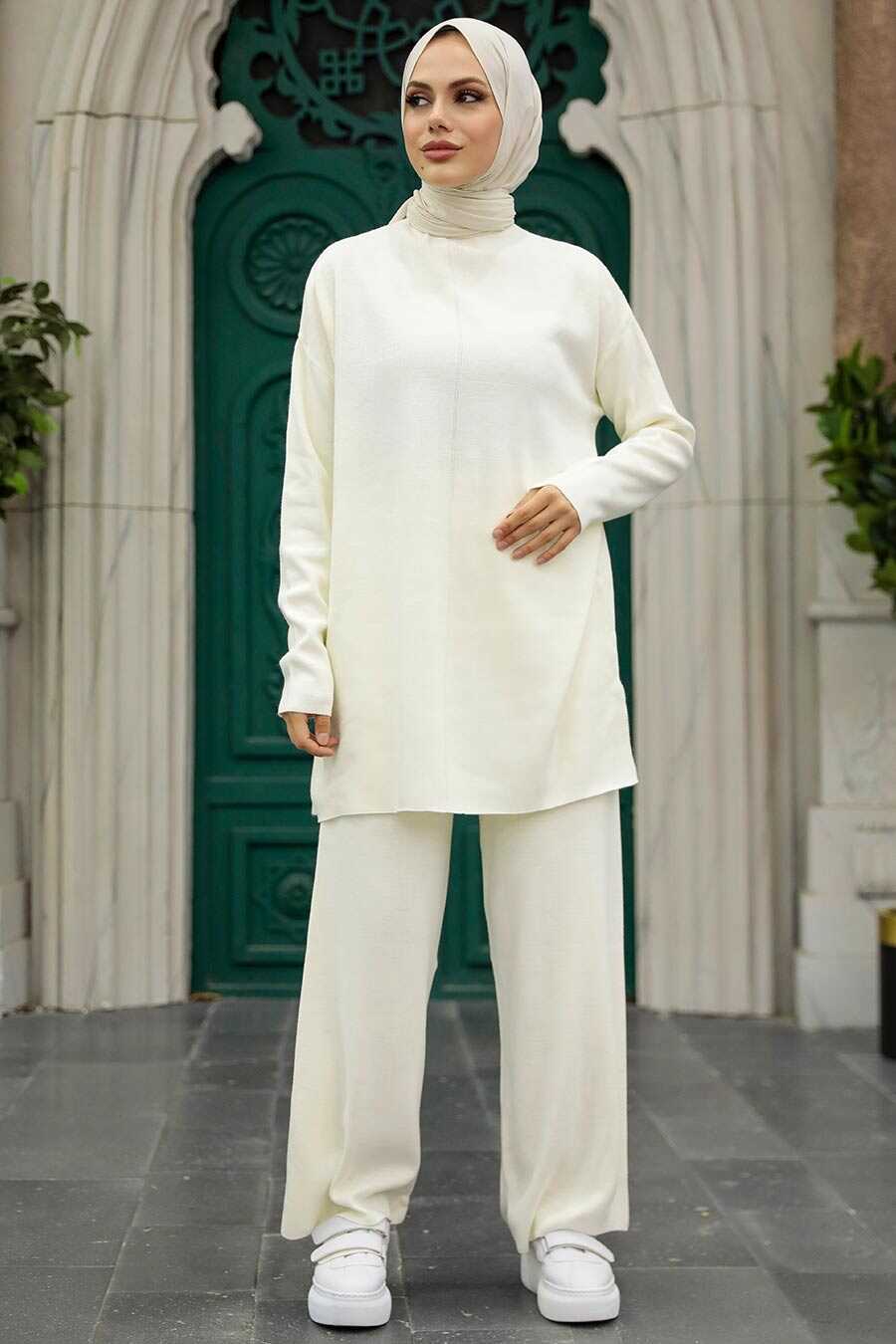 Ecru Hijab Knitwear Dual Suit 40782E
